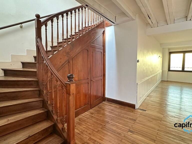 Saint Sulpice La Pointe , Maison de ville T8 de 208 m², terrain de 470 m2+atelier+caves — photo 1