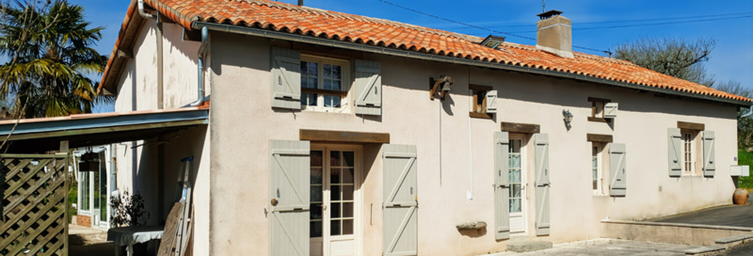 Maison 4 Pièces 104 m² à vendre à Saint-Pardoux-Soutiers (79310)