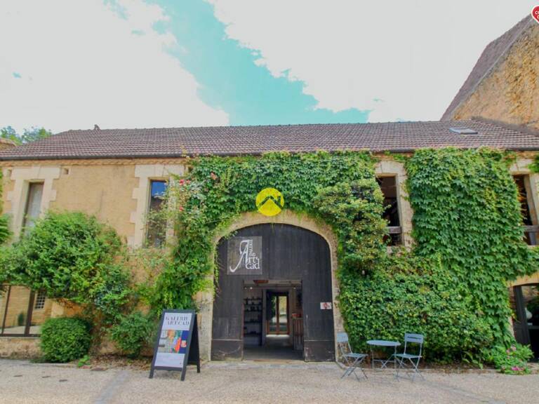Galerie d'art avec appartement 1ch — photo 1