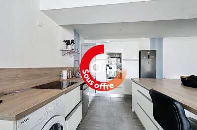 Appartement 4 pièces 218000 €