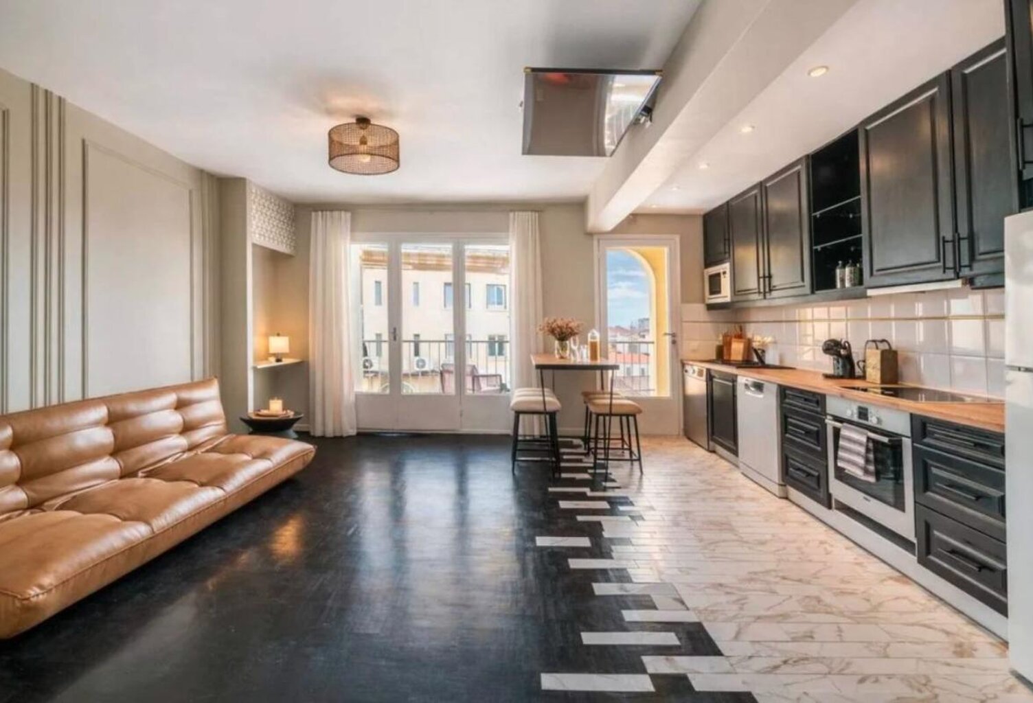 Appartement 3 piéces 82 m² avec TERRASSE – EMPLACEMENT D’EXCEPTION, Cannes BANANE — photo 1