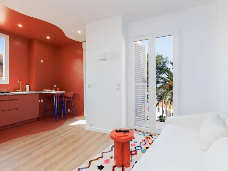 Appartement 2P, 30 m², balcon vue mer – Le Suquet Cannes, dernier étage ✨ — photo 1