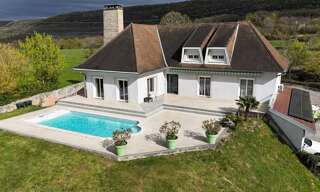 Maison 8 Pièces 270 m² à vendre à Leyrieu (38460)