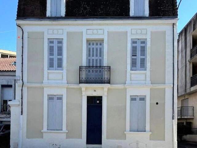 Immeuble à rénover — photo du bien