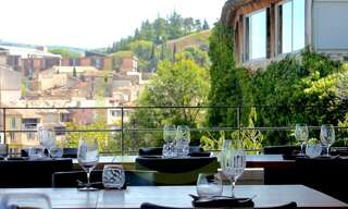 Commerce   m² à vendre à Vaison-la-Romaine (84110)