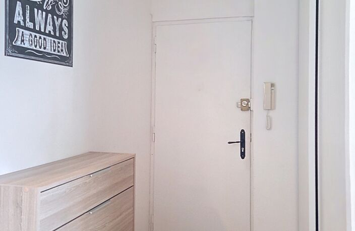 Vente Appartement 3 pièces — photo 3