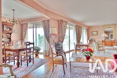 Appartement 7 pièces 360000 €