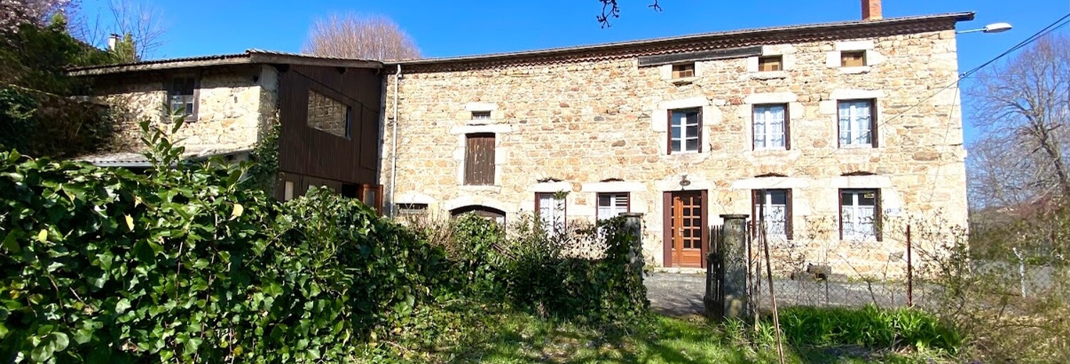 Maison 7 Pièces 140 m² à vendre à Baffie (63600)