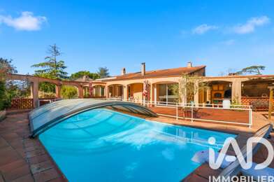 Maison 10 pièces 599000 €