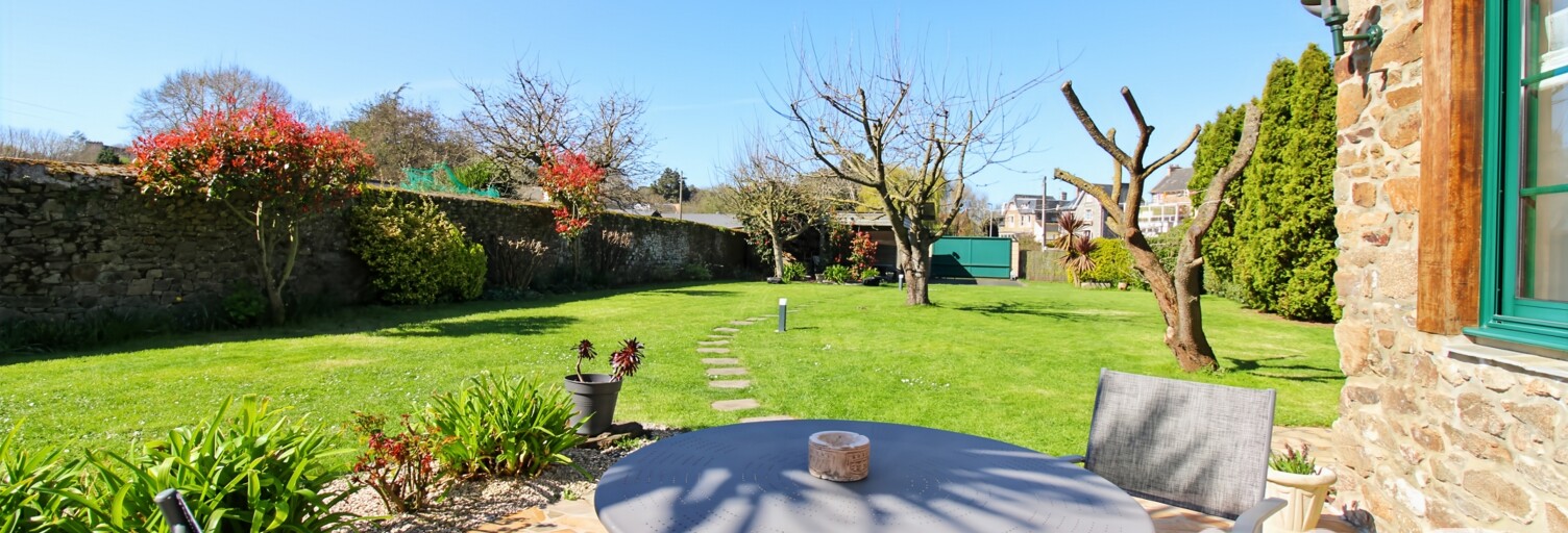 Maison 7 Pièces 230 m² à vendre à Lamballe-Armor (22400)