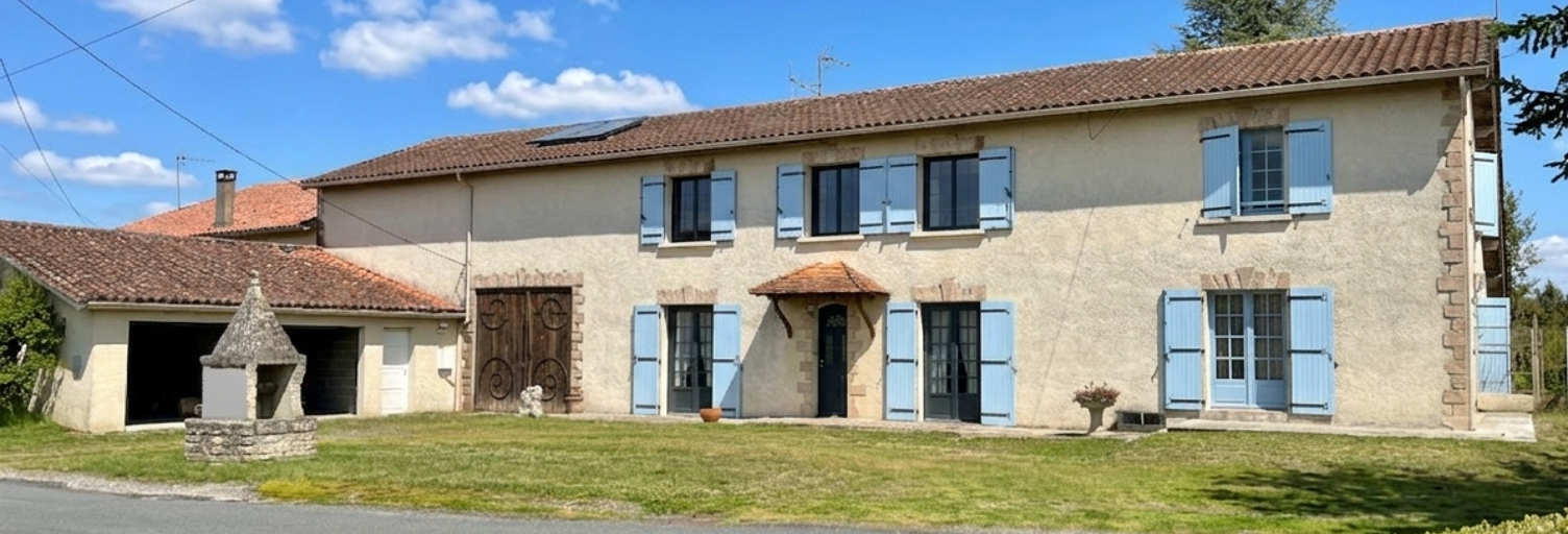 Maison 10 Pièces 268 m² à vendre à Deviat (16190)