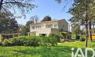 Maison 7 Pièces 208 m² à vendre à Générac (30510)