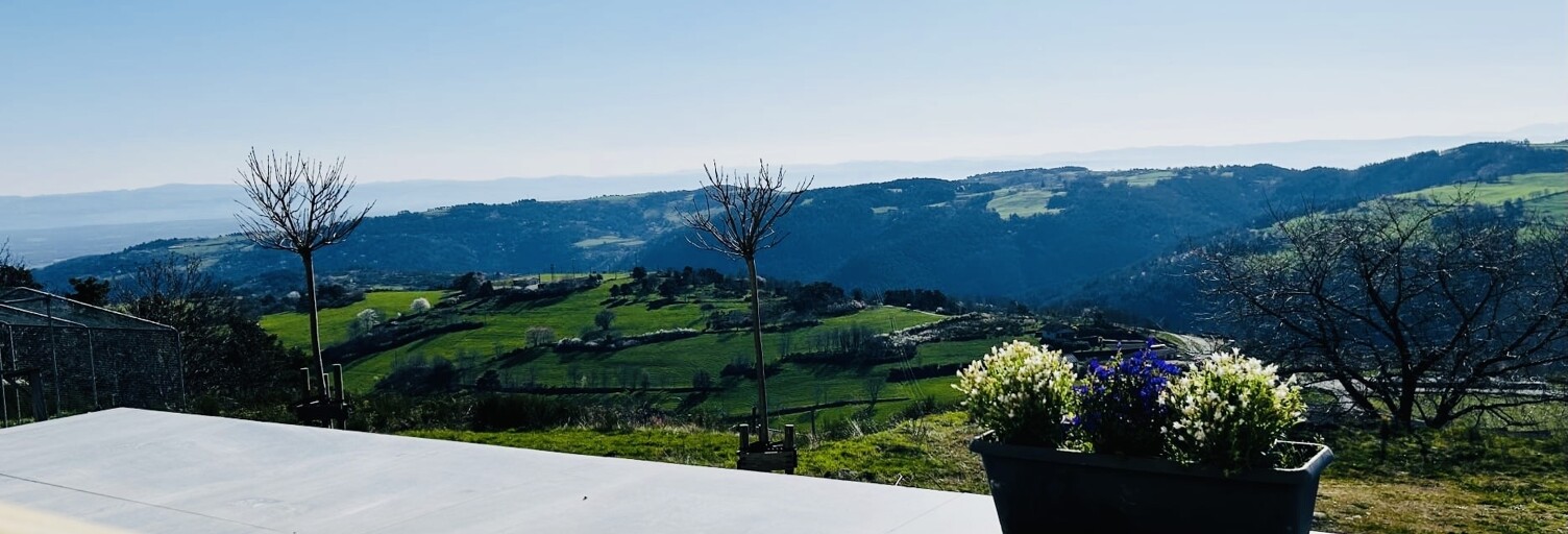 Maison 6 Pièces 138 m² à vendre à Saint-Georges-en-Couzan (42990)