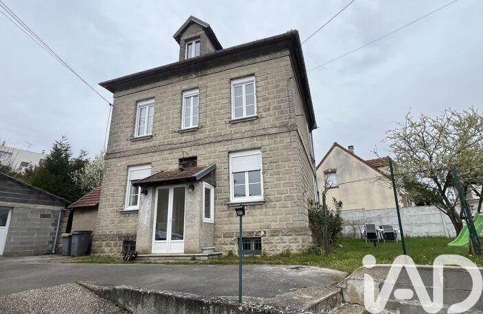 Vente Maison/villa 8 pièces — photo 3