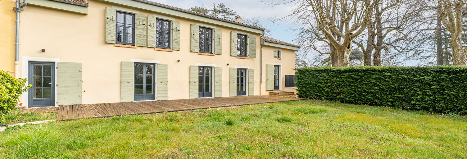 Maison 9 Pièces 245 m² à vendre à Saint-Genis-Laval (69230)