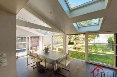 Maison 6 pièces 279750 €