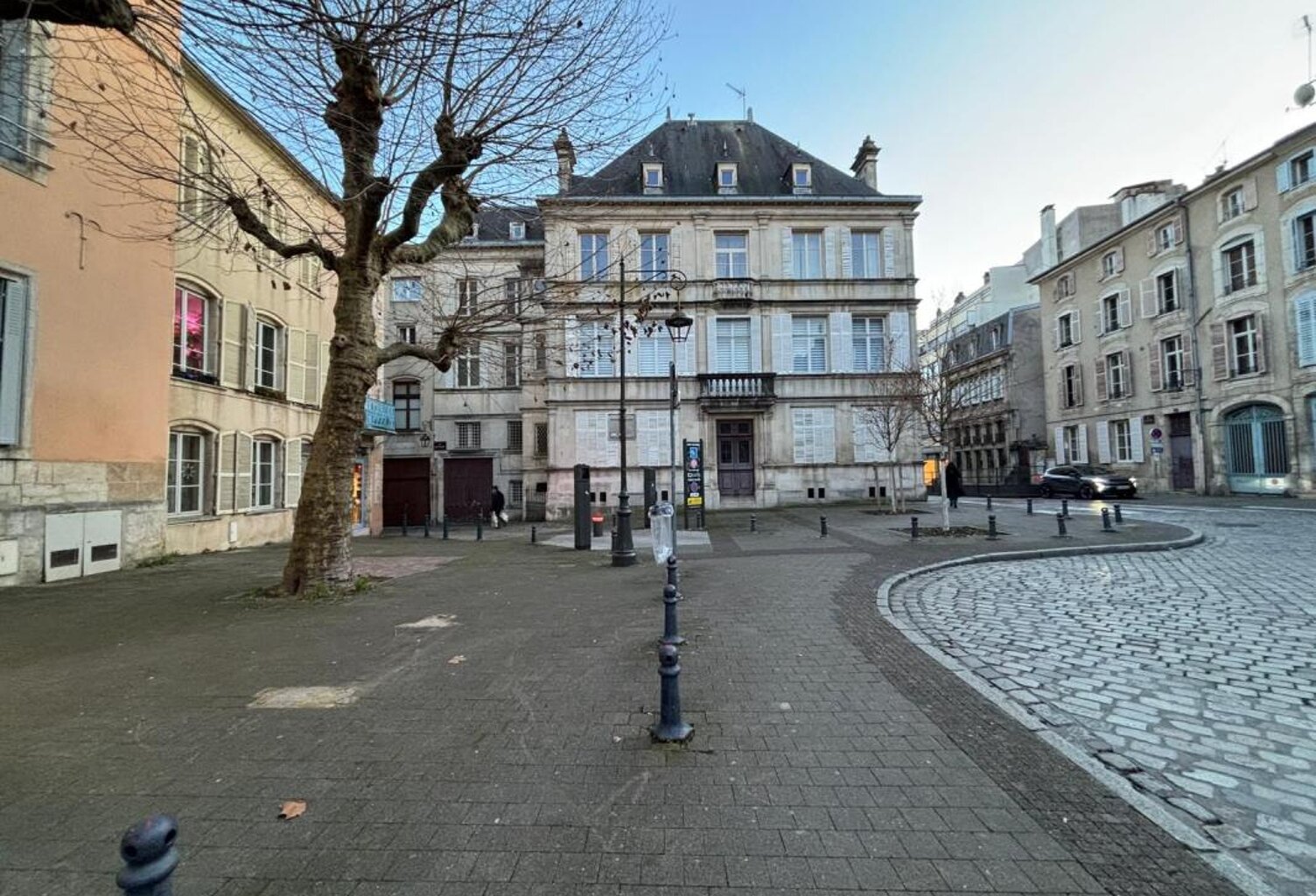 Caves de 42 m² au cœur de la Vieille Ville – Secteur Saint-Epvre — photo 1