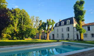 Maison 11 Pièces 350 m² à vendre à Saint-Jean-d'Angély (17400)