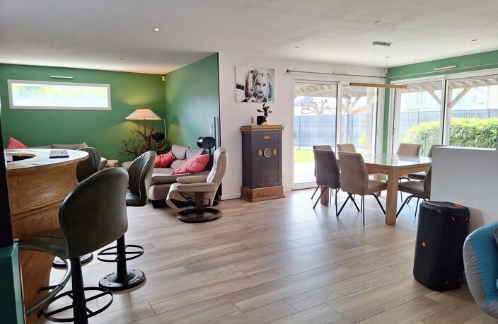 Une maison moderne, spacieuse et sans travaux — photo 2
