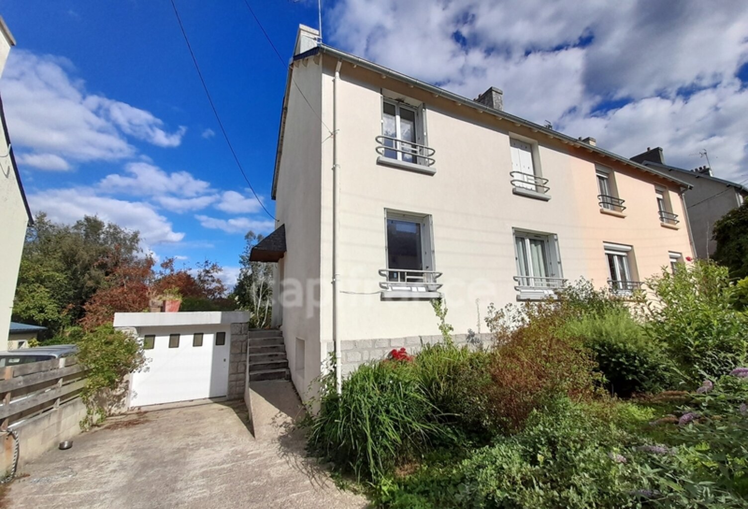 Maison à vendre 4 pièces QUIMPER (29)-83 m2 surface habitable - 3 chambres - avec sous-sol- 1 garage indépendant- jardin- terrasse - Parcelle de 436m2- — photo 1