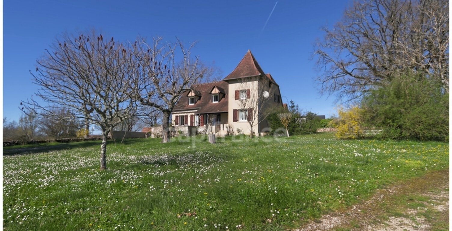 Maison quercynoise avec dépendances et terrain – Payrac (46) — photo 1