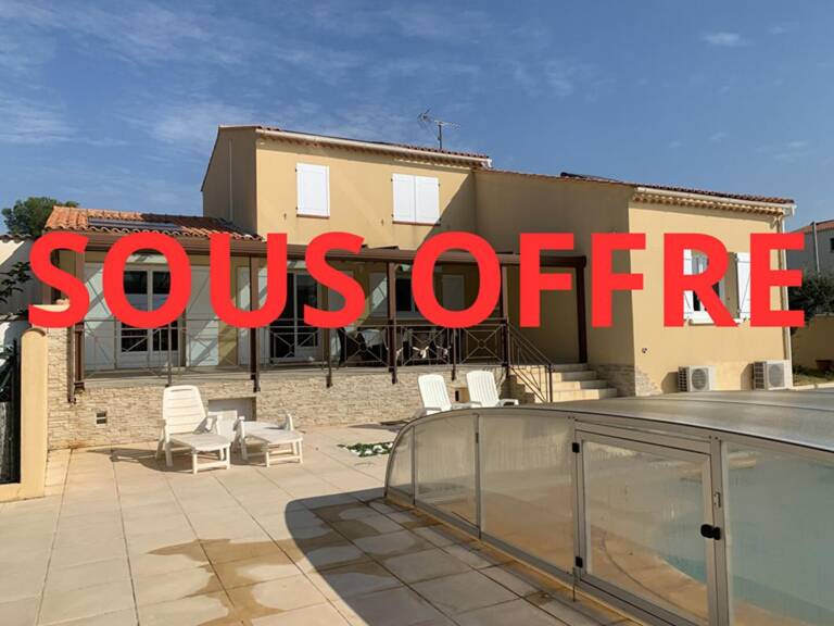 Villa de 180 m2 à Carro — photo 1