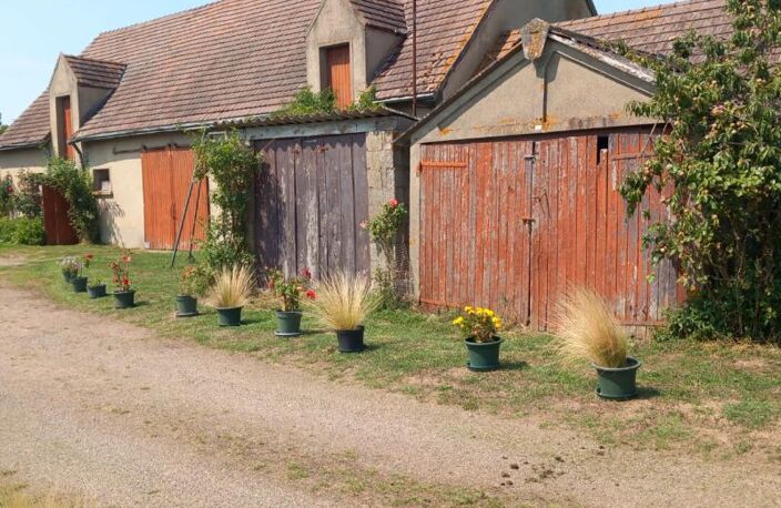 Ferme Saint Pere Sur Loire 8 pièce(s) 145 m2 — photo 3