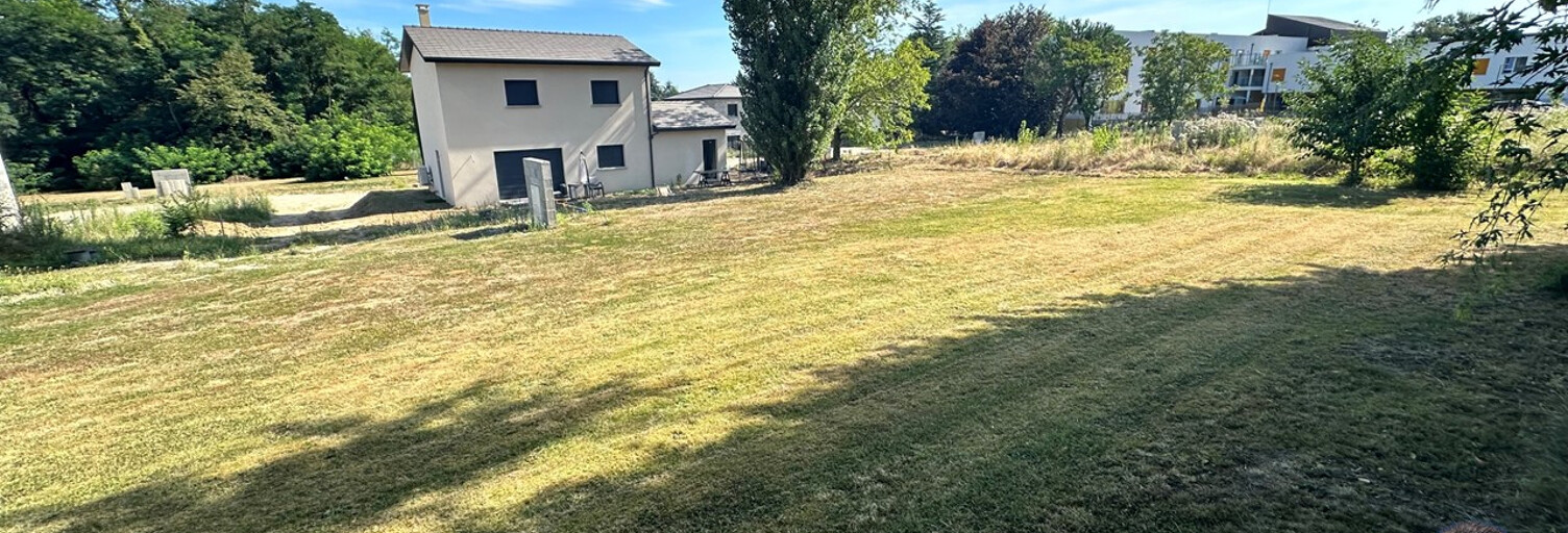 Terrain  482 m² à vendre à Saint-Bonnet-de-Mure (69720)