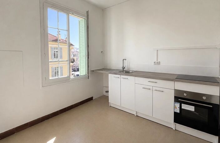 Cannes - République - Appartement 2 pièces — photo 3