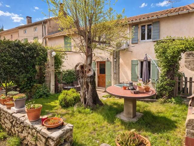 Maison de village avec jardin — photo du bien