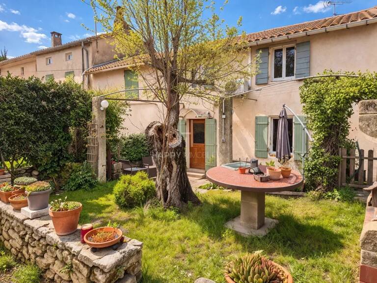 Maison de village avec jardin — photo 1