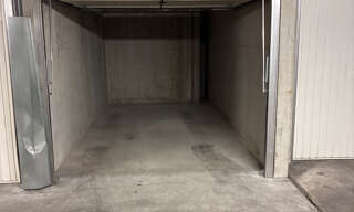 Garage  12 m² à louer à Marseille 2 (13002)