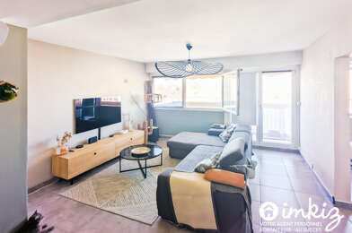 Appartement 4 pièces 275000 €