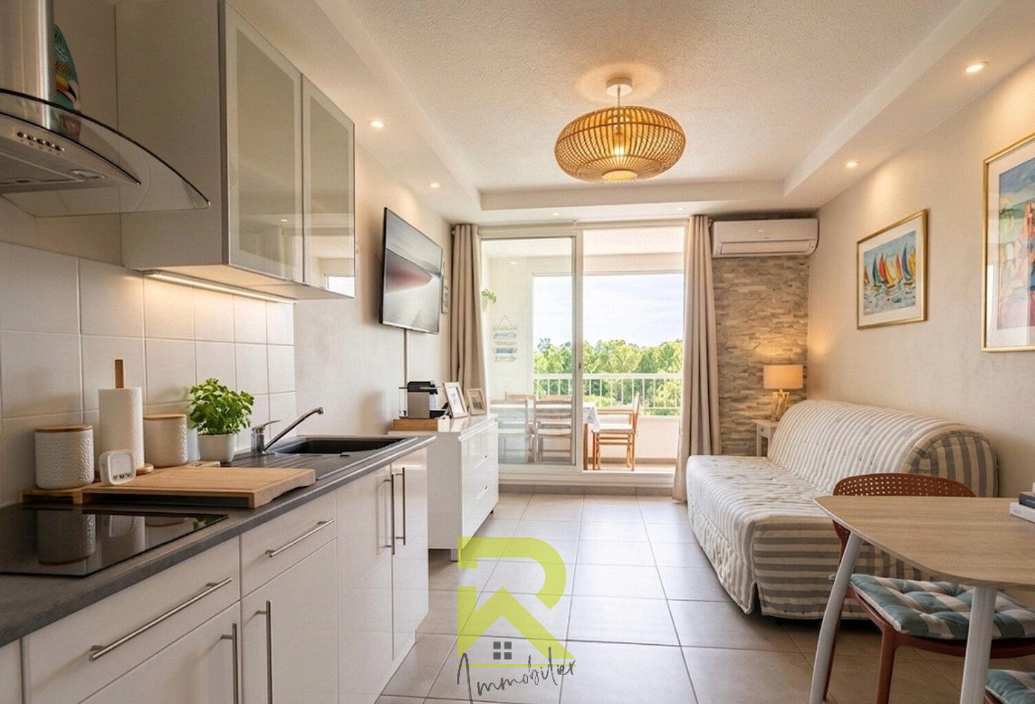 STUDIO CABINE AVEC PARKING LE CAP D'AGDE — photo 1