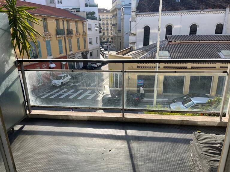 3P VICTOR HUGO IMMEUBLE STANING — photo 1