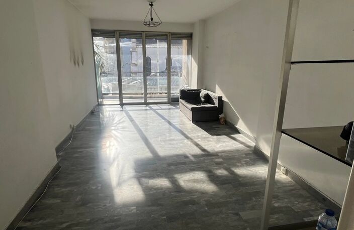 3P VICTOR HUGO IMMEUBLE STANING — photo 3