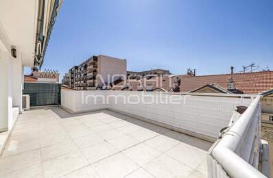 Nice – Carré d’Or | Superbe duplex  terrasses Dernier étage — photo du bien