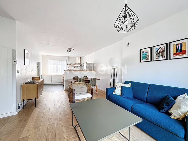 Appartement 2 pièces à vendre à Nantes Sainte-Anne, avec terrasse et garage — photo 1