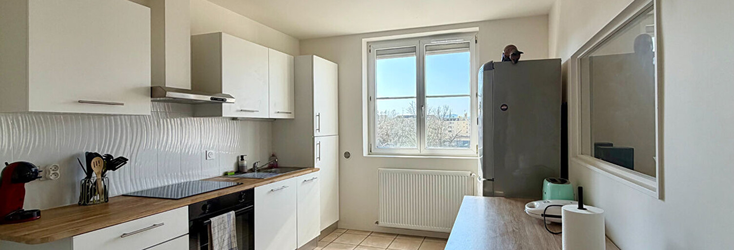 Appartement 5 Pièces 124 m² à louer à Sedan (08200)