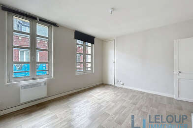 Appartement 1 pièces 450 €