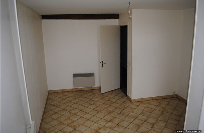 APPARTEMENT ANCIEN ST FARGEAU - 3 pièce(s) - 62 m2 — photo 3
