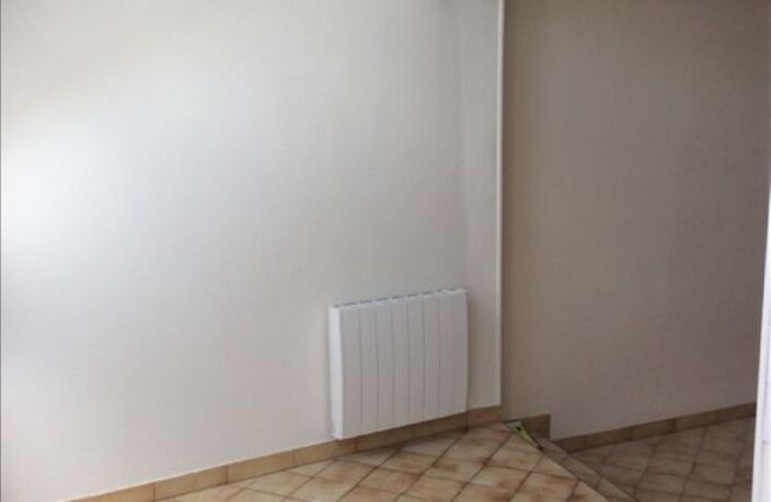 APPARTEMENT ANCIEN ST FARGEAU - 3 pièce(s) - 62 m2 — photo 4