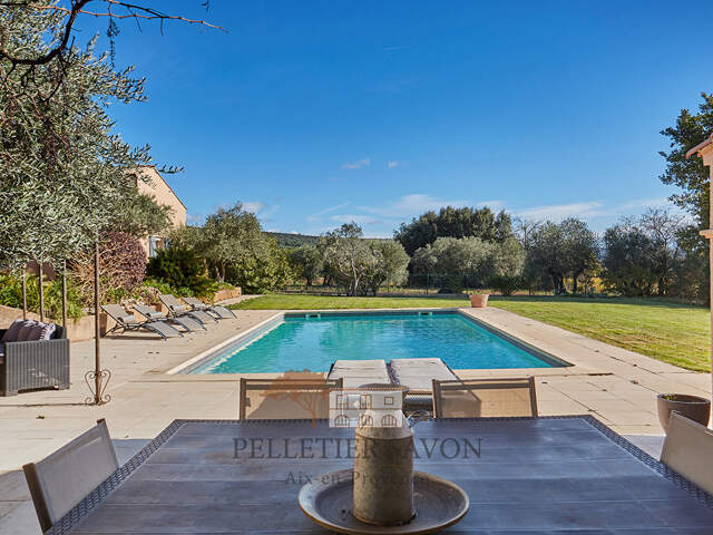 Demeure de prestige Puyloubier 10 pièce(s) 310 m2 — photo du bien