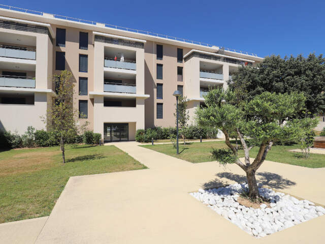 T2 - La Duranne - Terrasse et garage — photo du bien