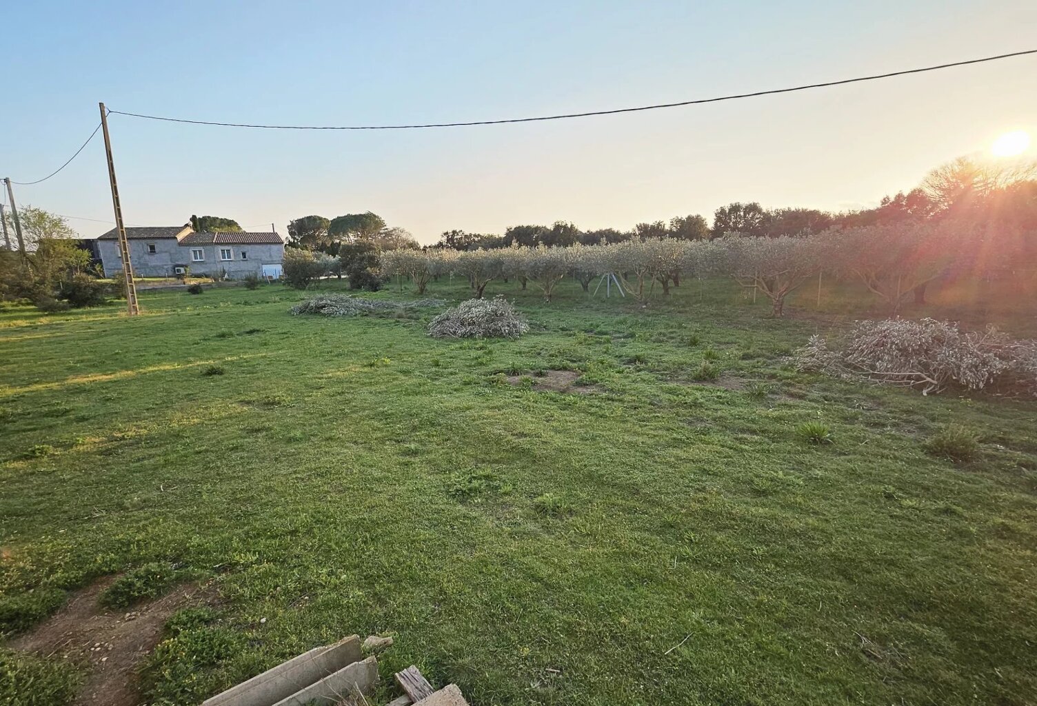 Terrain Saint-Quentin-la-Poterie, projet de deux villas — photo 1
