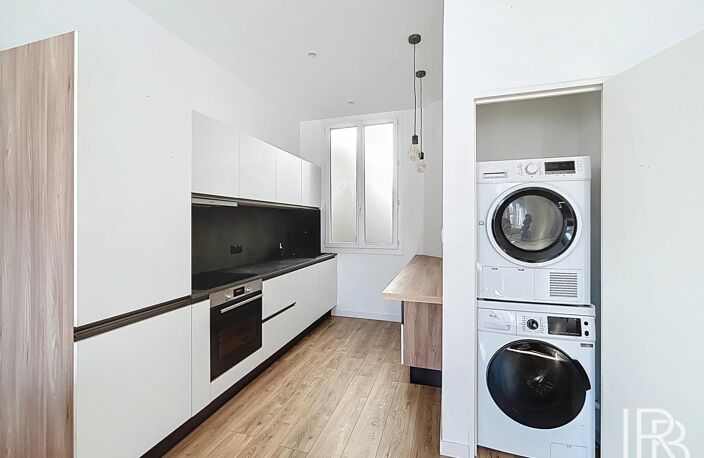 A VENDRE T2 rénové 48 m² Marseille 6e Rue Breteuil, clé en main — photo 4