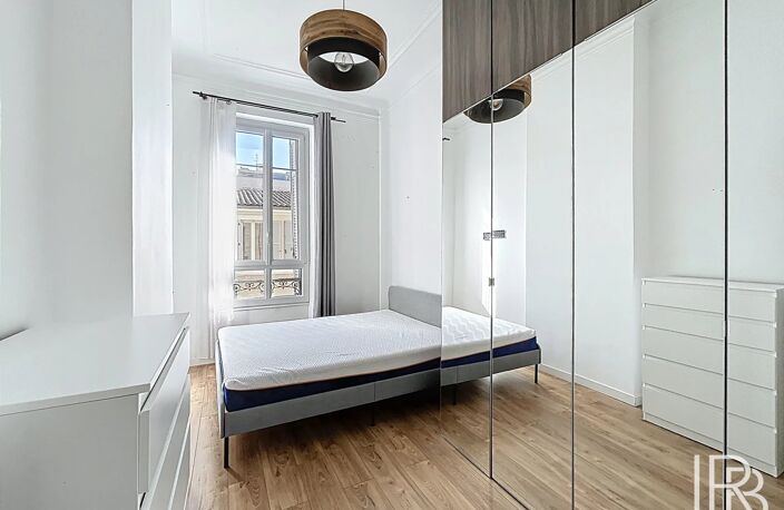 A VENDRE T2 rénové 48 m² Marseille 6e Rue Breteuil, clé en main — photo 5