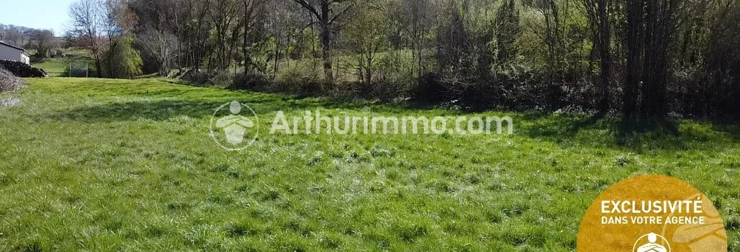 Terrain  1400 m² à vendre à Saint-Astier (24110)