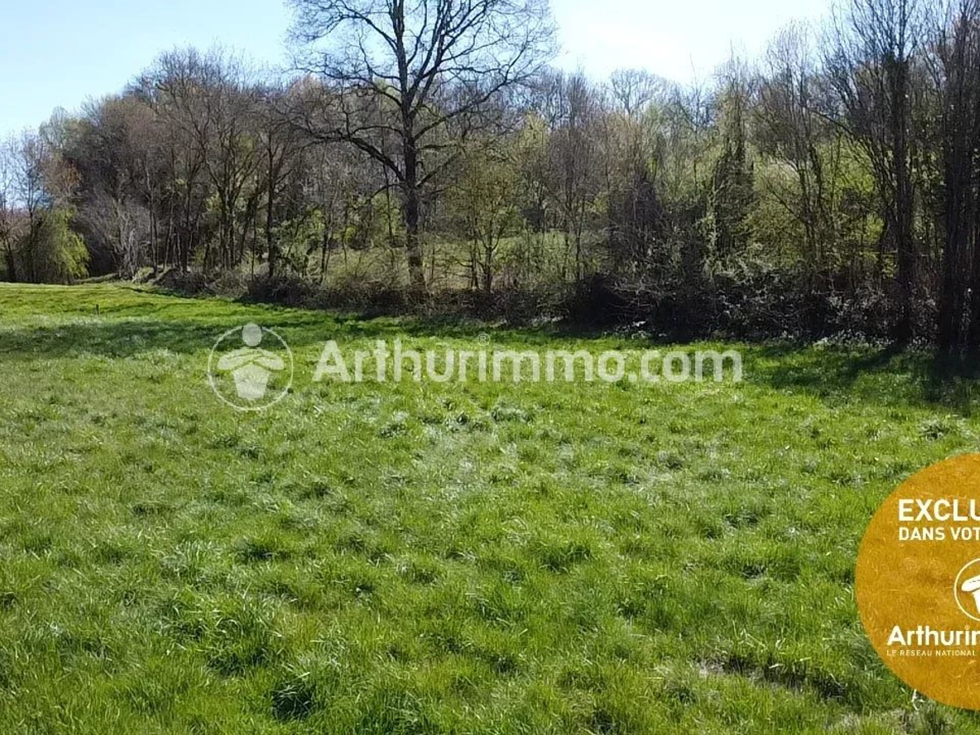 Vente Terrain 1400 m2 à Saint-Astier · 27 000 €
