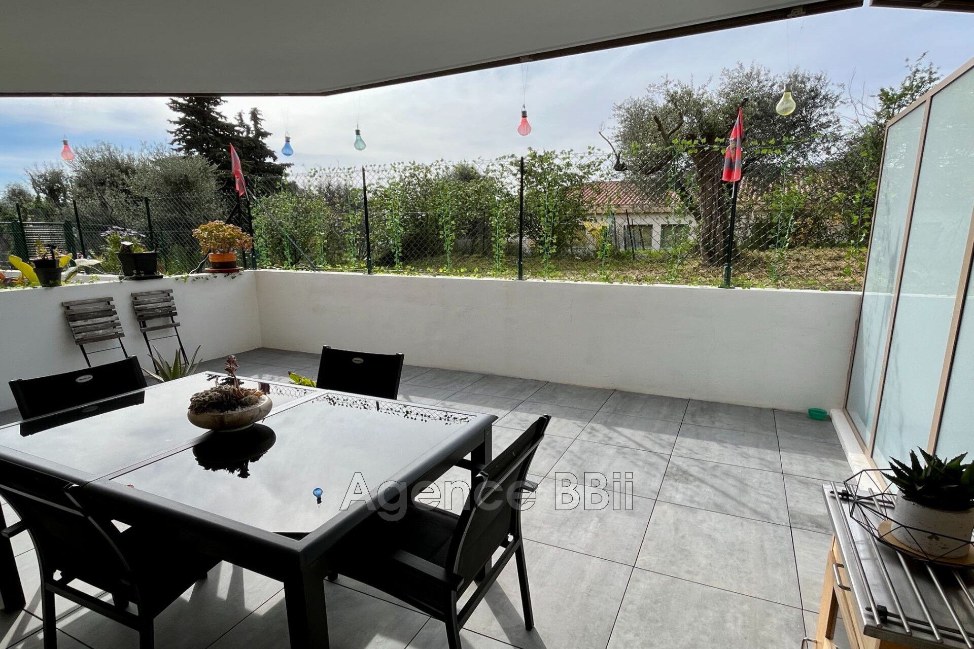 Appartement  T3 à vendre Châteauneuf-Villevieille 06390